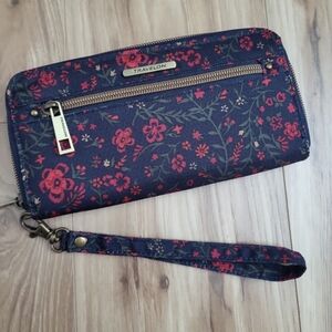 Travelon Wallet